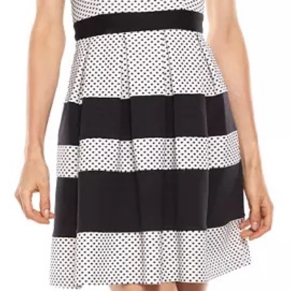 ELLE Dress Striped Geo Jacquard Fit & Flare Sleeveless Black White Size 10 - Picture 4 of 7